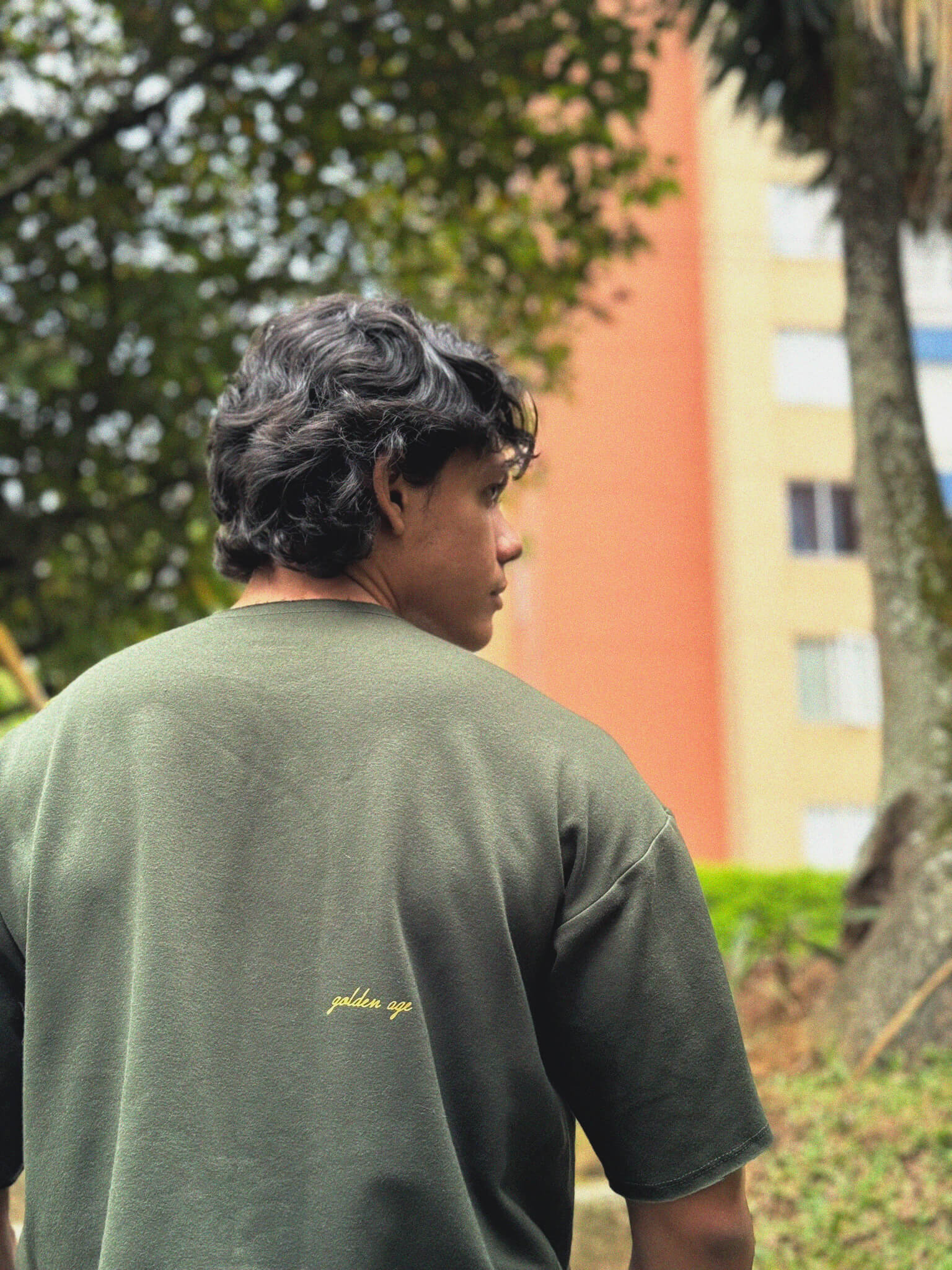 oversized verde militar golden age